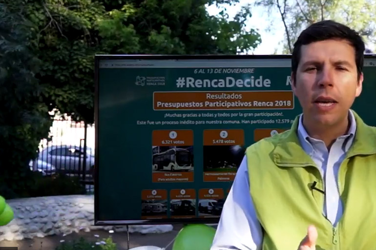 Claudio Castro, Mayor of Renca, in the framework of Participatory Budgets carried out in the commune in 2018.